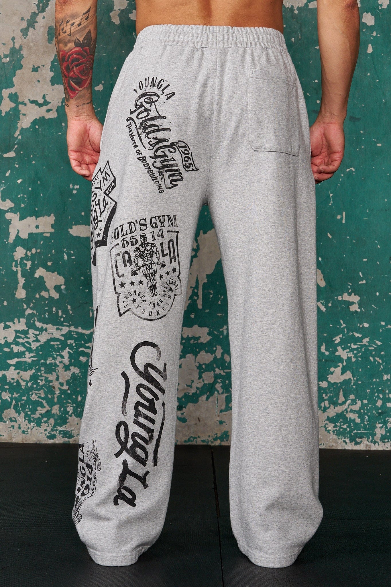 2142 - Golds Gym Evolution Sweats - Image 7