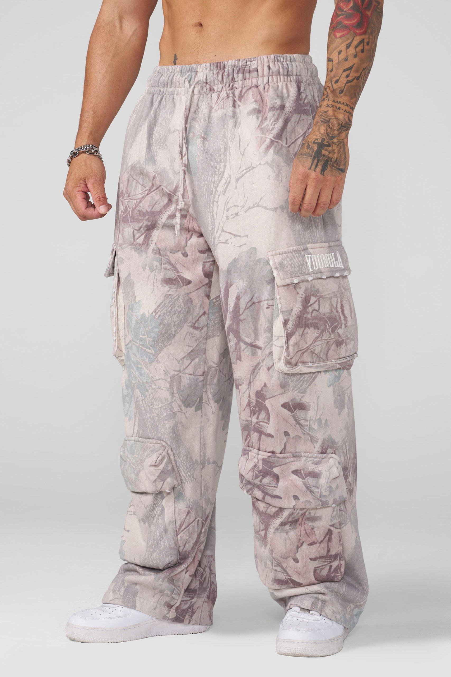 2033 - Heritage Camo Cargo Sweats - Image 3