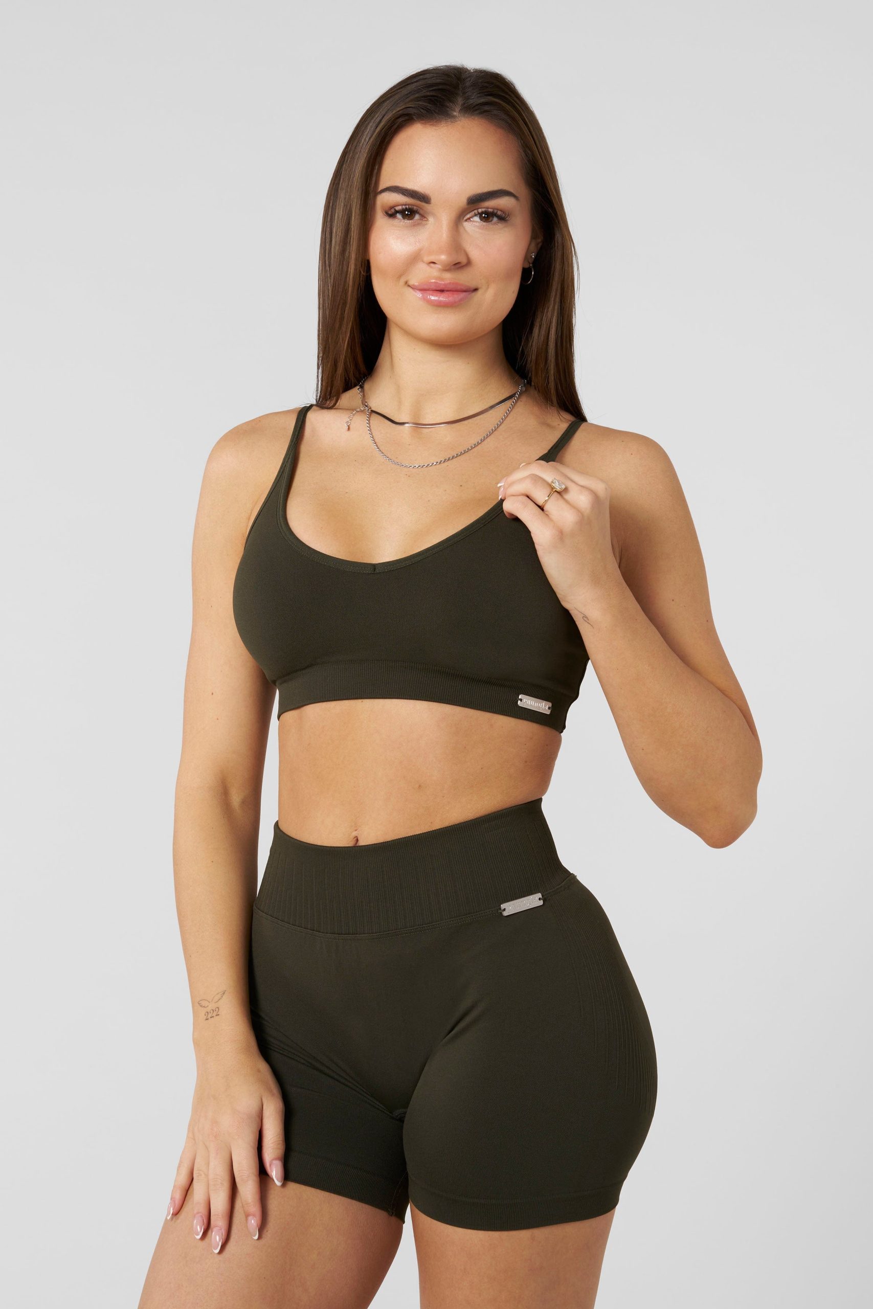 W368 - Sculpt Seamless Twist Bra - Image 11