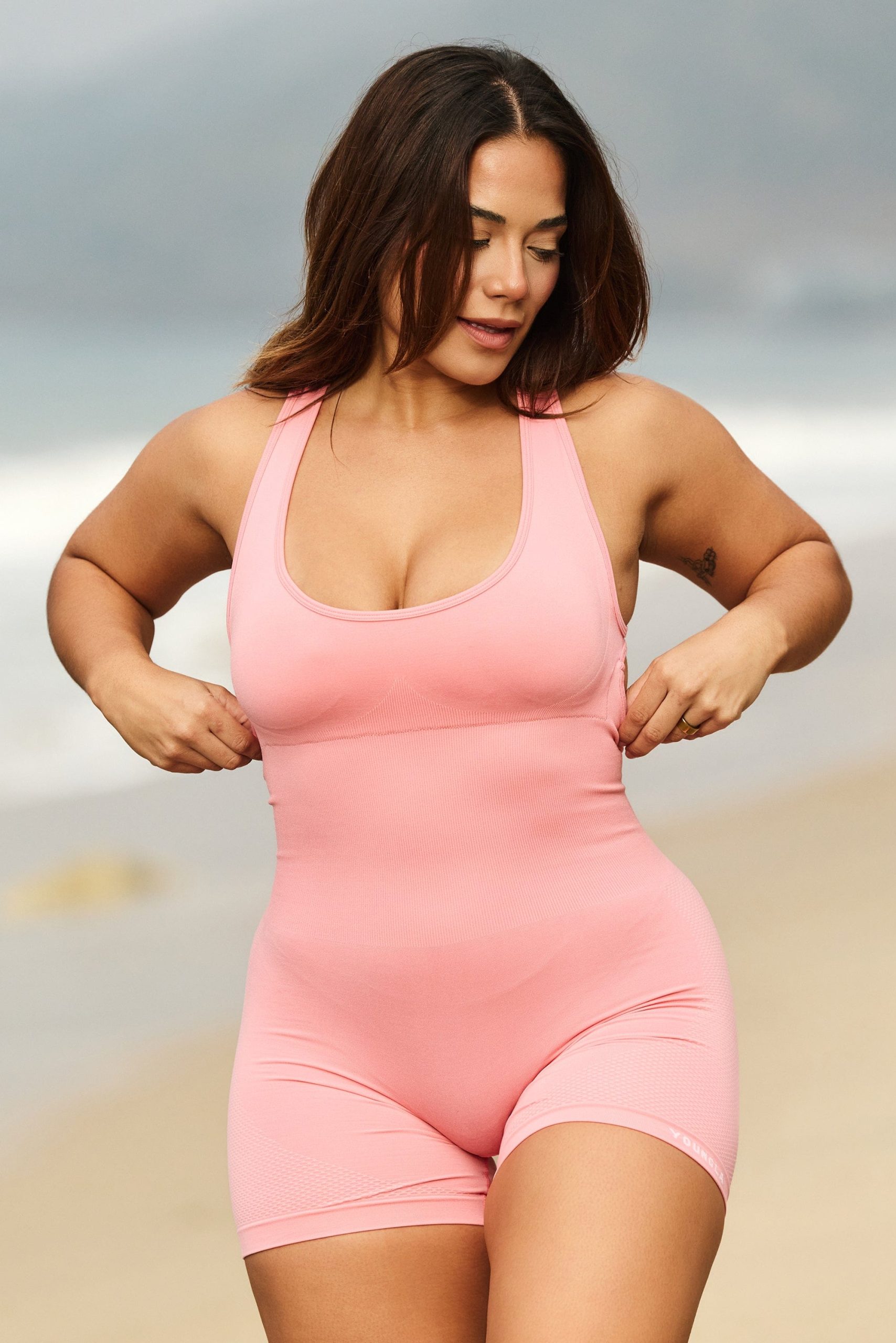 W7002 - Curve Seamless Romper - Image 3